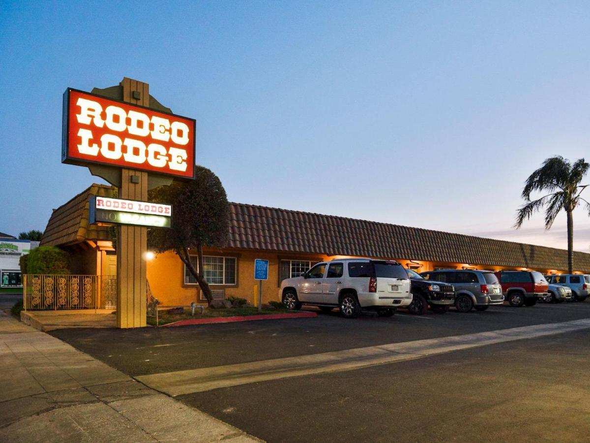 Rodeo Lodge Clovis Luaran gambar