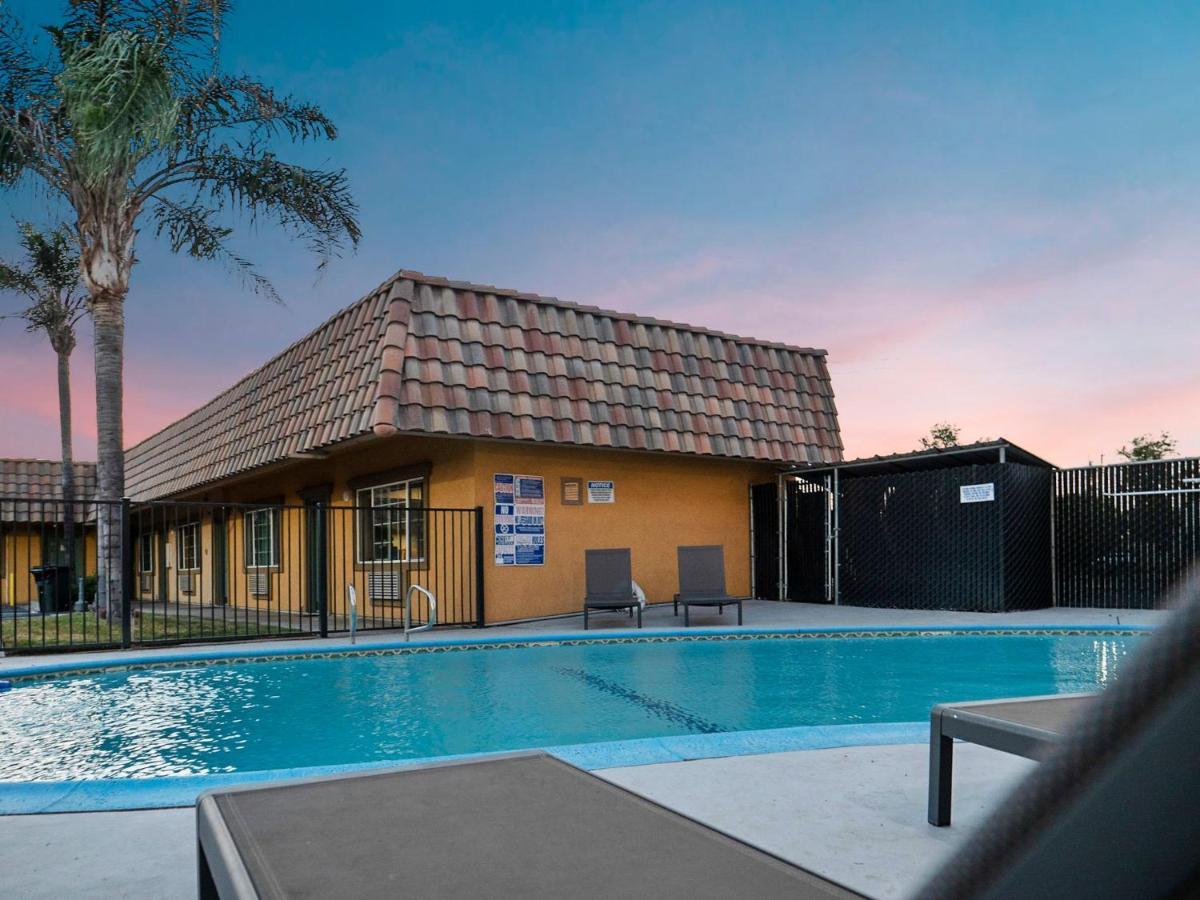 Rodeo Lodge Clovis Luaran gambar