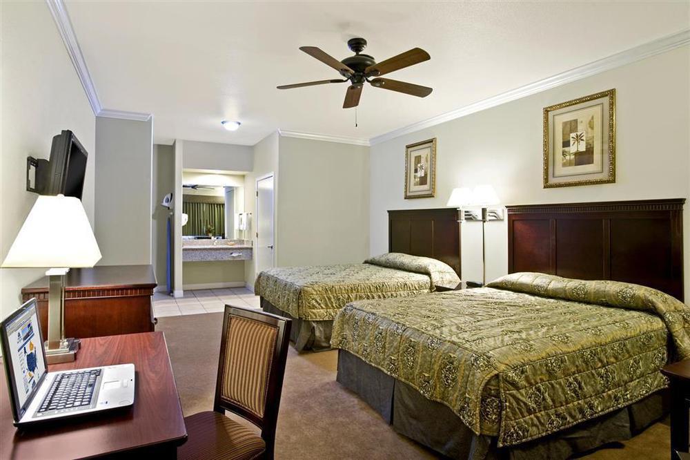 Rodeo Lodge Clovis Bilik gambar